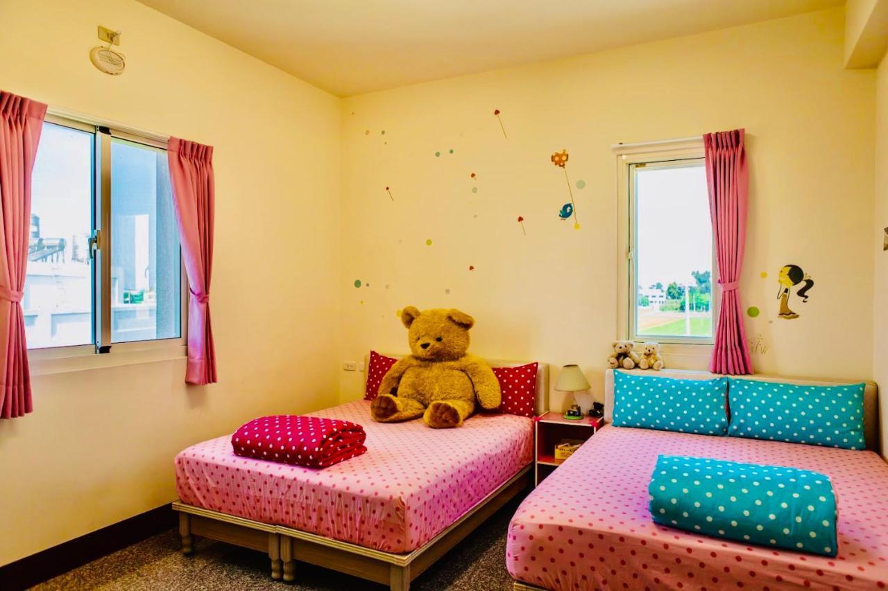 11 House Bed and Breakfast Erlin Exteriör bild